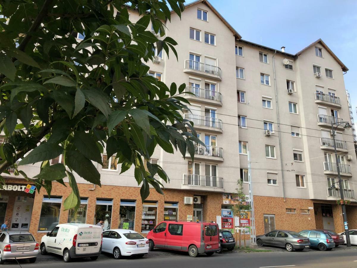 Cozy Apartment In District 8 Budapešť Exteriér fotografie